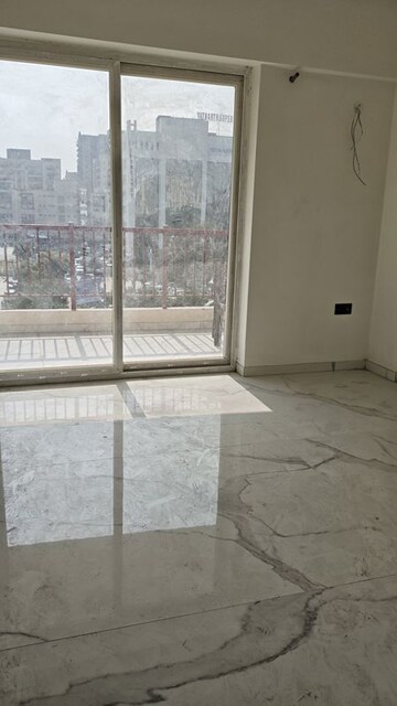 Room in 4 BHK Apartment at Shiv Sai Emerald Heights, Sector 88 – for Sale