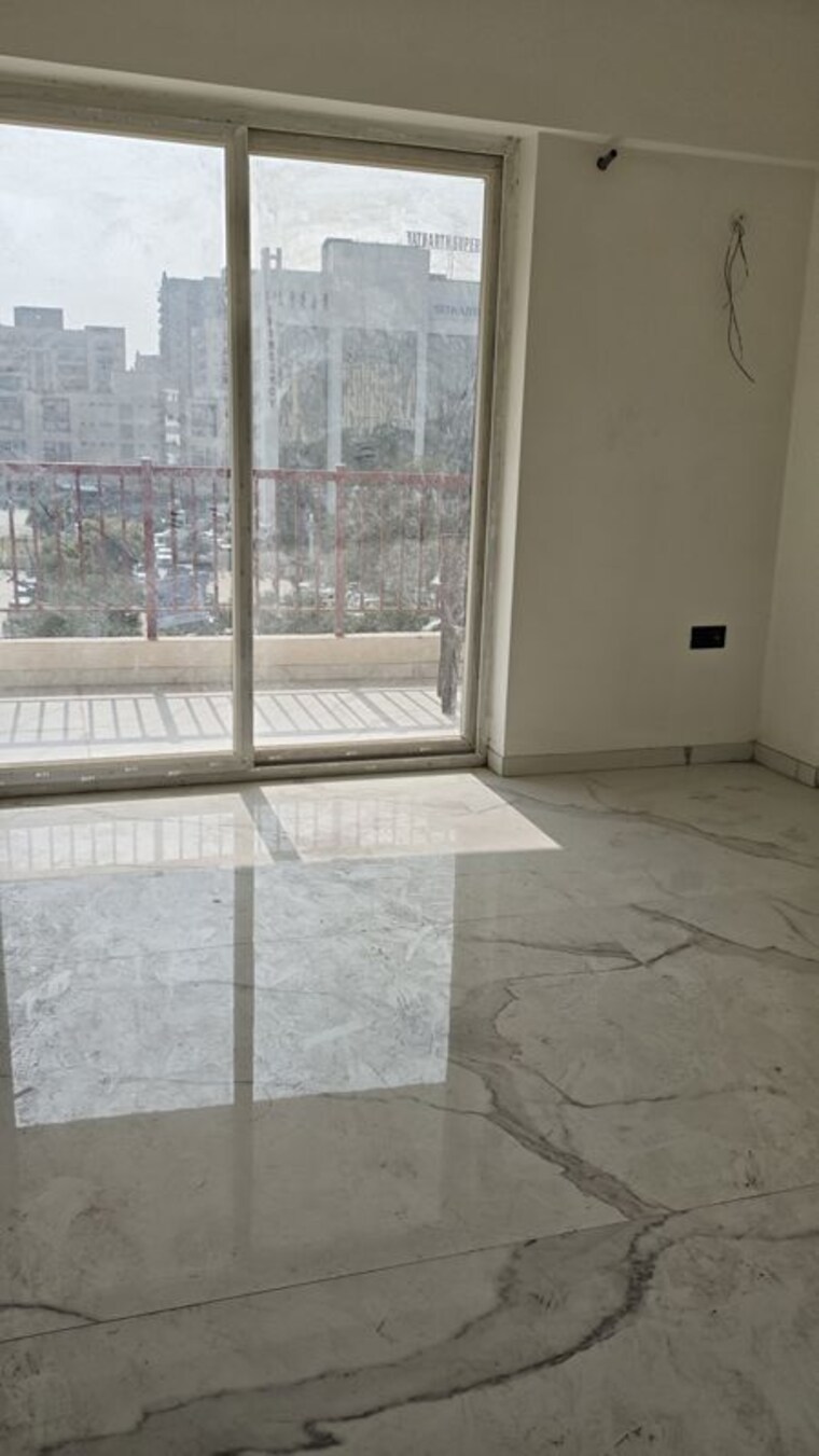 Room, shiv-sai-emerald-heights 4 Bedroom 2190 Sq.Ft. Apartment In Sector 88 Faridabad 9870475