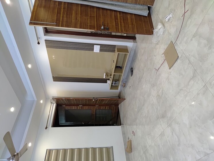 undefined, tulip-mall 3 Bedroom 200 Sq.Mt. Builder Floor In Sector 46 Noida 9870476