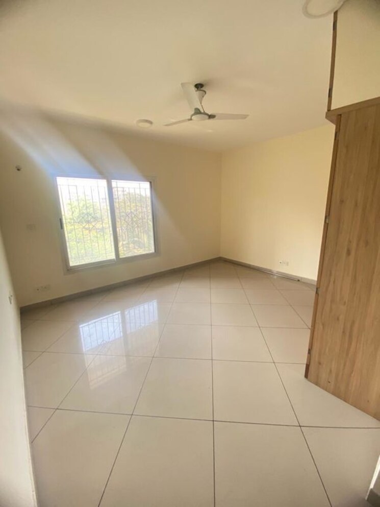 Bedroom, sobha-carnation-pune 4 Bedroom 2100 Sq.Ft. Apartment In Kondhwa Pune 9870481