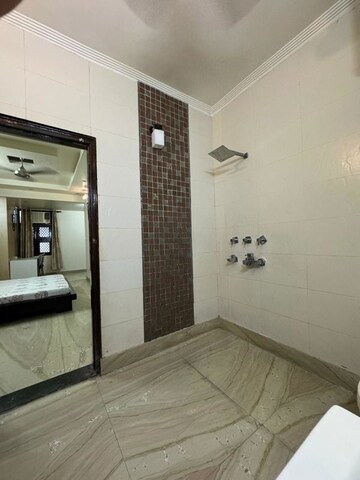 Bathroom in 1 RK Apartment at Paschim Vihar – for Rent