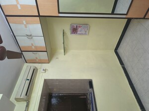 Furnished Amenities in 1 BHK Apartment at Kurla East – for Rent