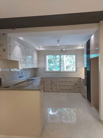 Kitchen in 3.5 BHK Builder Floor at Aravali Hills, Sector 56 – for Rent