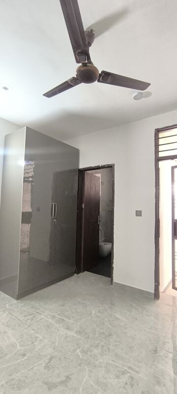 Building Lobby in 2 BHK Builder Floor at Huda CGHS, Sector 56 – for Rent