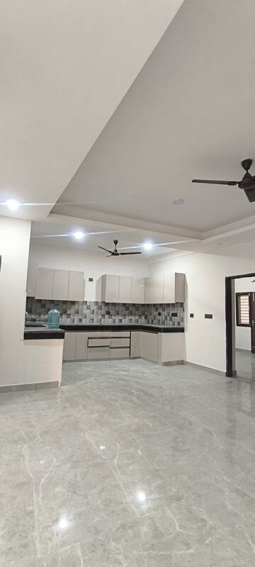 Bedroom in 2 BHK Builder Floor at Huda CGHS, Sector 56 – for Rent