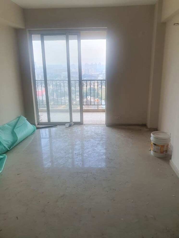 Room, dlf-new-town-heights-i 3.5 Bedroom 1931 Sq.Ft. Apartment In Sector 90 Gurgaon 9870509