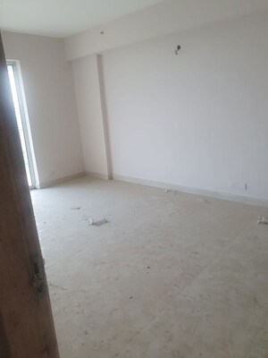 Room in 3.5 BHK Apartment at DLF New Town Heights I, Sector 90 – for Sale