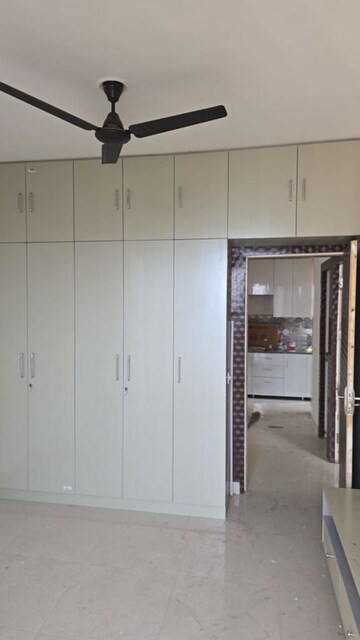 Room in 3 BHK Builder Floor at AS Tower, Sector 45 – for Rent