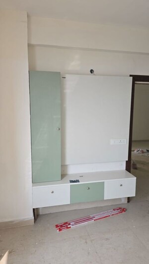 Furnished Amenities in 3 BHK Builder Floor at AS Tower, Sector 45 – for Rent