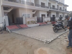 Parking in 5 BHK Independent House at Kharar – for Sale