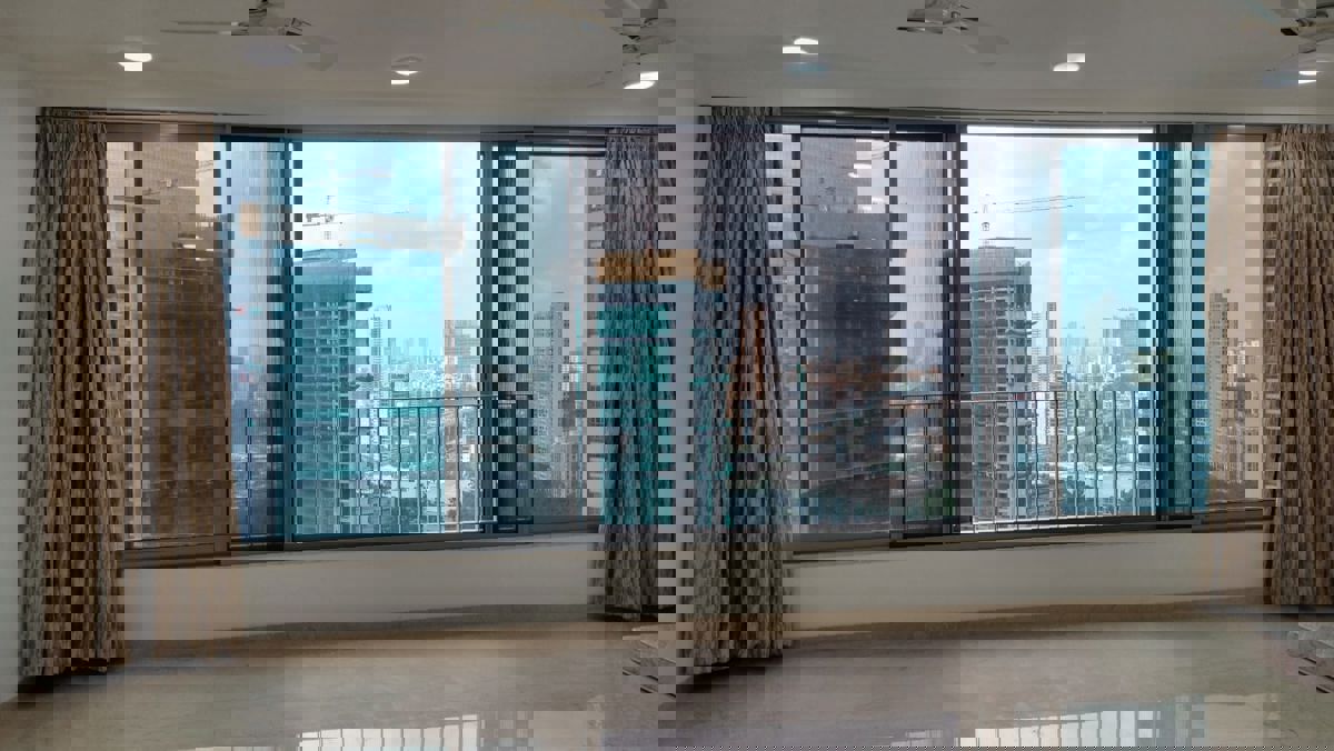 3 BHK + Servant Room Apartment For Rent in Oberoi Exquisite Goregaon