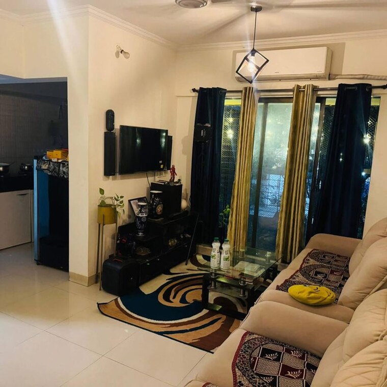 Living Room, shree-ganesha-society 1 Bedroom 550 Sq.Ft. Apartment In Sion West Mumbai 9870556