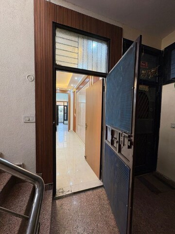 Kitchen in 2 BHK Builder Floor at Kamras Apartment, Indrapuram – for Rent