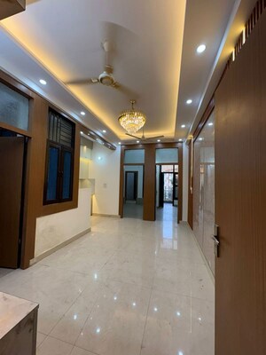 Building Lobby in 2 BHK Builder Floor at Kamras Apartment, Indrapuram – for Rent