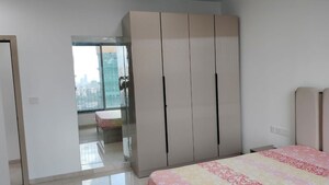 Room in 2.5 BHK Apartment at Oberoi Realty Woods, Goregaon East – for Sale