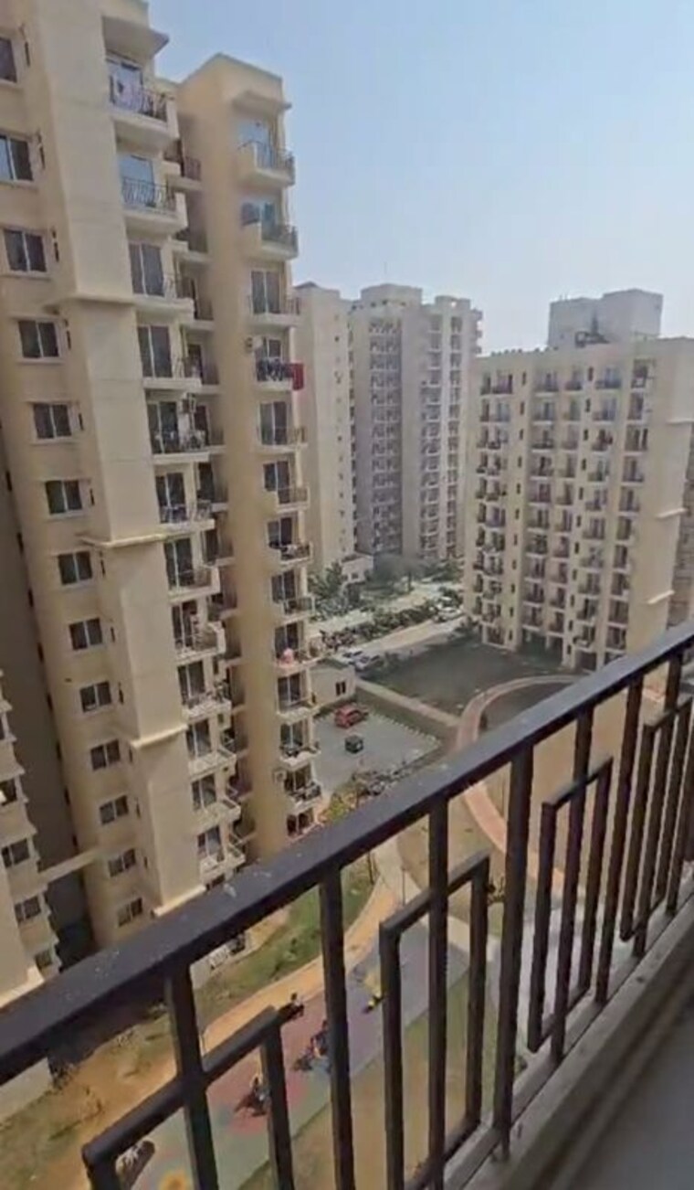 Exterior View, signature-orchard-avenue-2 2 Bedroom 656 Sq.Ft. Apartment In Sector 93 Gurgaon 9765775