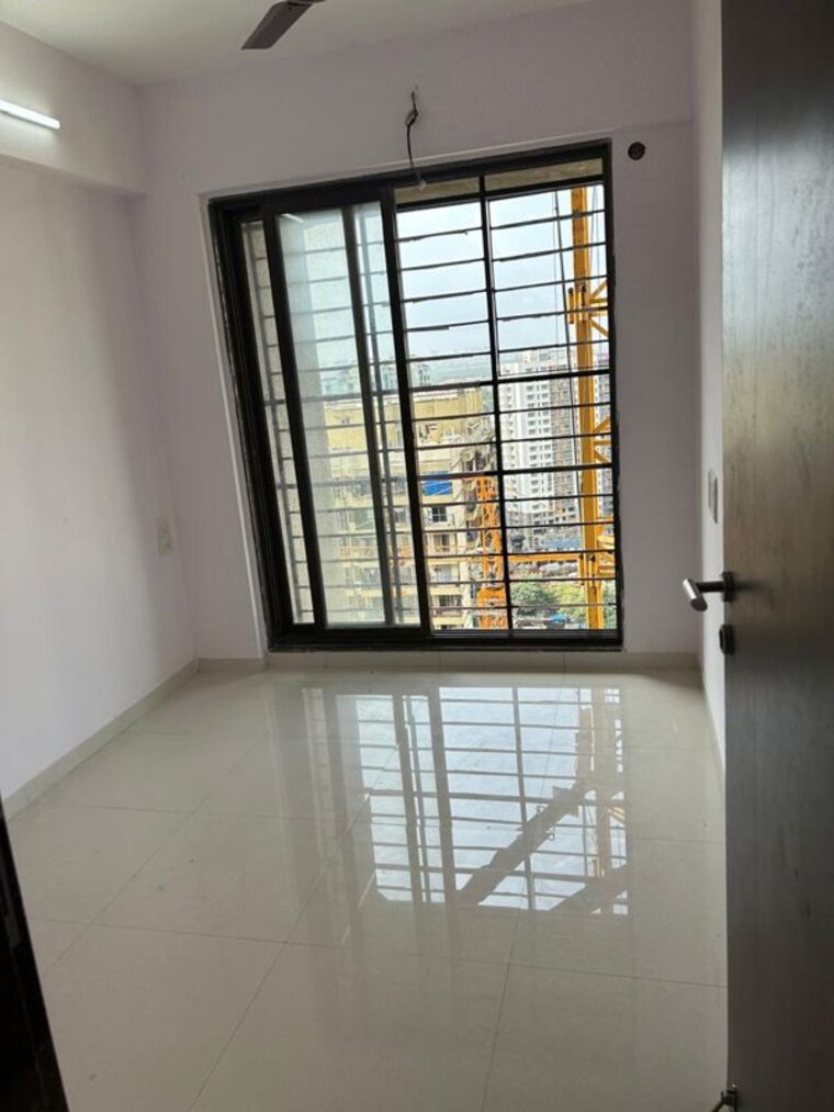 Room, acme-avenue 2 Bedroom 700 Sq.Ft. Apartment In Kandivali West Mumbai 9870614