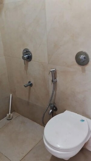 Furnished Amenities in 2.5 BHK Apartment at Wadhwa TW Gardens, Kandivali East – for Rent