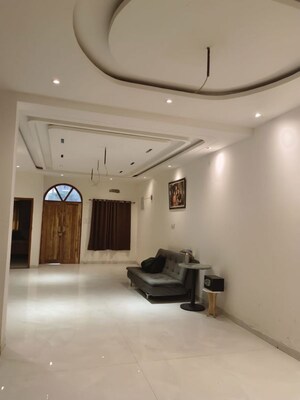 4 BHK Independent House For Sale in Vidhan Sabha Marg
