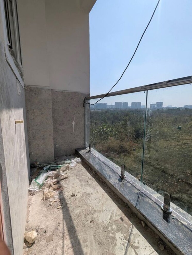 Balcony, kondapur 1 Bedroom 550 Sq.Ft. Apartment In Kondapur Hyderabad 9870700