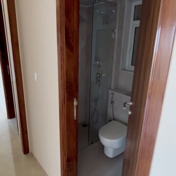Bathroom in 4 BHK Apartment at Powai – for Rent