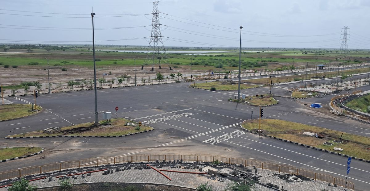 Plot For Sale in Dholera