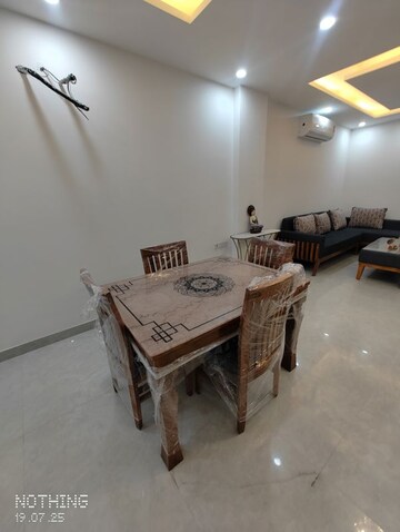 Living Room in 3 BHK Builder Floor at Sector 30 – for Rent
