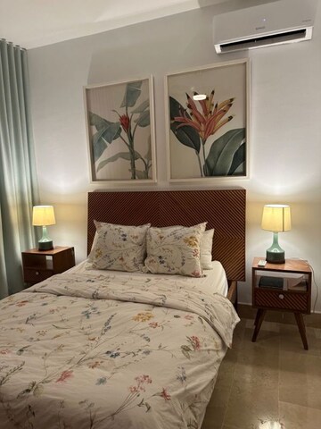 Bedroom in 2 BHK Apartment at Shapoorji Pallonji BKC 9, Bandra East – for Rent