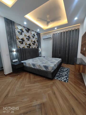 Bedroom in 3 BHK Builder Floor at Sector 46 – for Rent