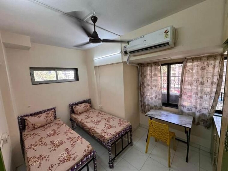 Room, vashi Pg For Boys & Girls In Vashi 9870737