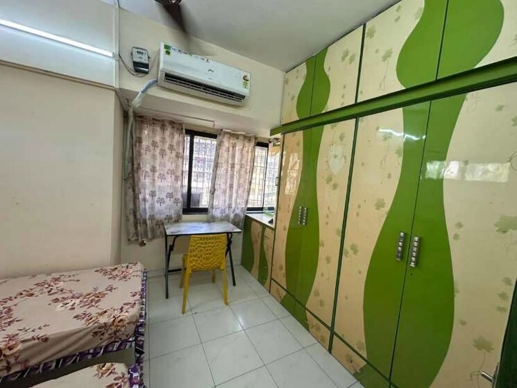 Room, vashi Pg For Boys & Girls In Vashi 9870737