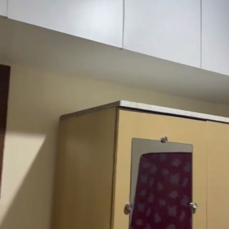 undefined, jogeshwari west 2.5 Bedroom 800 Sq.Ft. Apartment In Jogeshwari West Mumbai 9870745