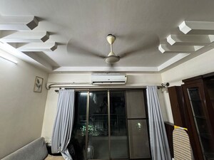 Furnished Amenities in 3 BHK Apartment at Gujrati CHS, Vile Parle East – for Rent