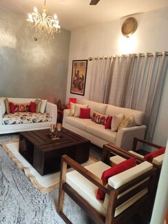 3 BHK Apartment For Rent in Lake View Bandra