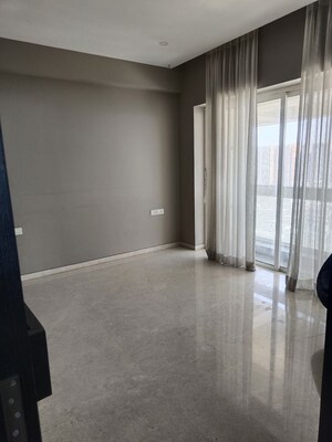 Bathroom in 4 BHK Apartment at K Hemani Bay View, Andheri West – for Sale