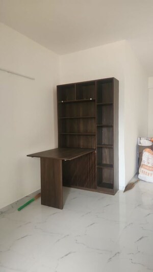 Room in 3 BHK Apartment at Pivotal Paradise, Sector 62 – for Rent