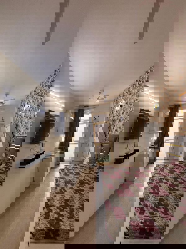 1 Rk  450 Sq.Ft. Builder Floor in Radhey Krishna Orchid