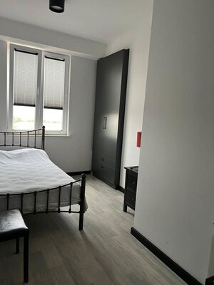 Room in 3 BHK Builder Floor at Safdarjung Enclave – for Sale