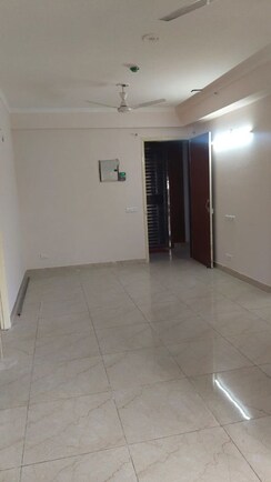 2 BHK Apartment For Rent in Gaur Atulyam