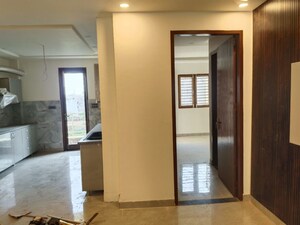 Room in 3 BHK Builder Floor at Ansal API Esencia, Sector 67 – for Rent