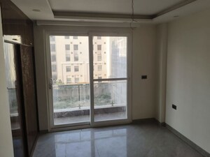 Room in 3 BHK Builder Floor at Ansal API Esencia, Sector 67 – for Rent
