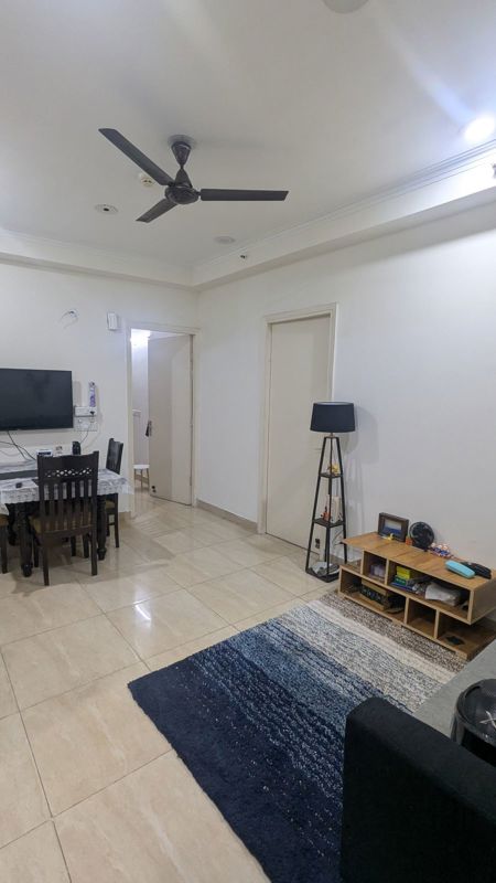 2 BHK Apartment For Rent in Gaur Atulyam