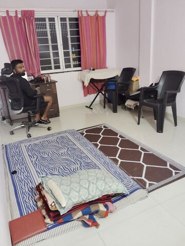 Master Bedroom in 1 BHK Apartment at Kumar Classic, Aundh – for Rent