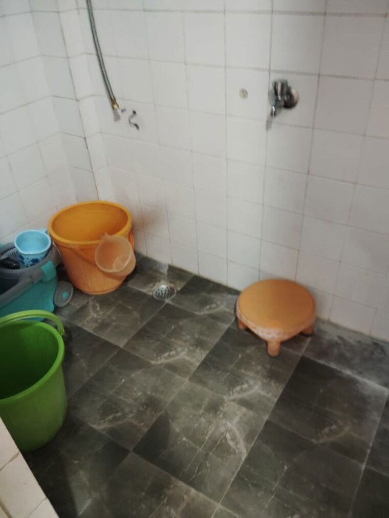 Bathroom, kumar-classic 1 Bedroom 550 Sq.Ft. Apartment In Aundh Pune 9870834