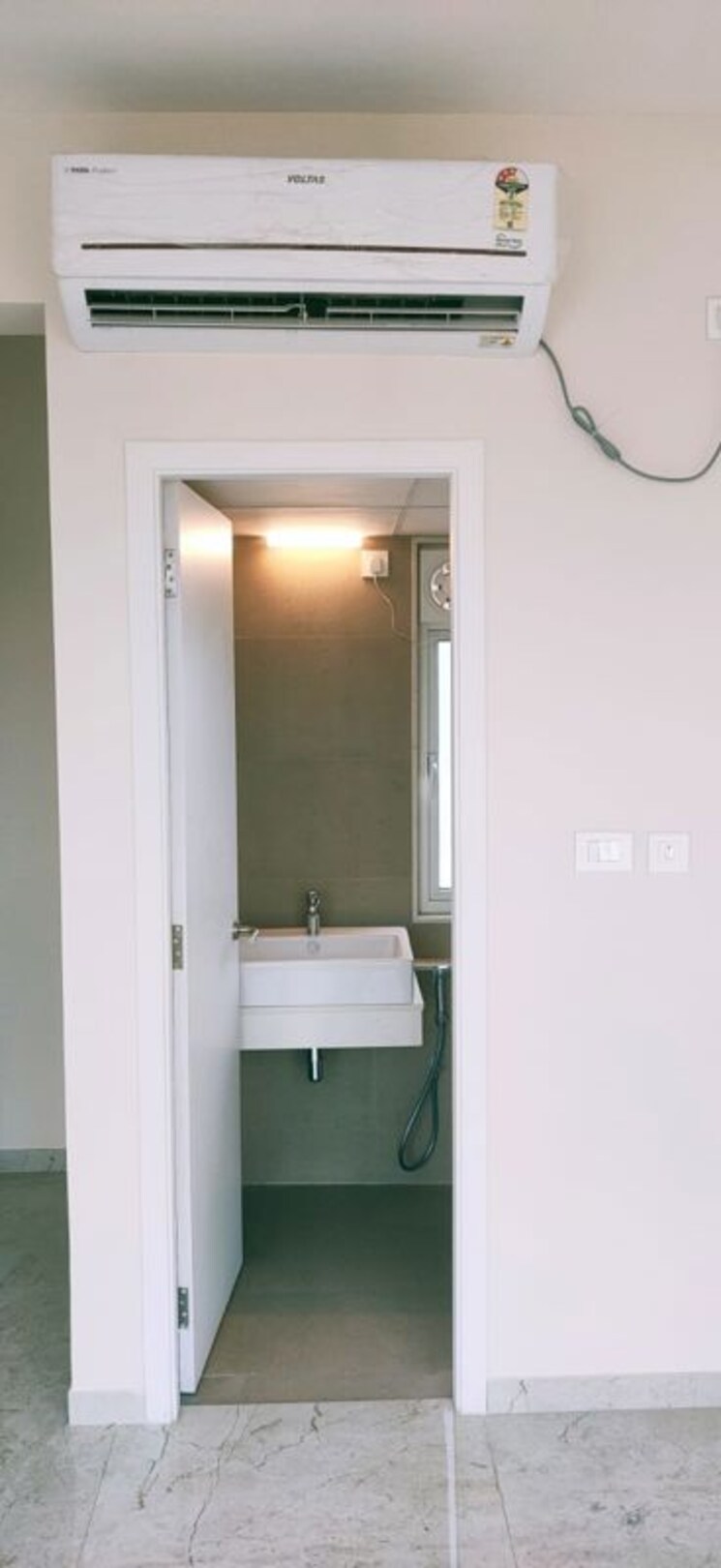 Bathroom, tata-serein 1 Bedroom 446 Sq.Ft. Apartment In Pokhran Road No Two Thane 9870841