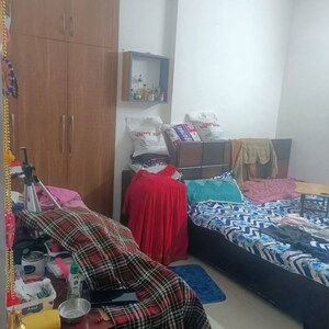 Bedroom in 2.5 BHK Apartment at Ajnara Le Garden, Panchsheel Green – for Rent