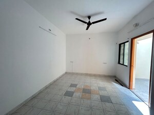 Room in 3 BHK Independent House at Laxmi Niwas CHS Pimple Nilakh, Pimple Nilakh – for Sale