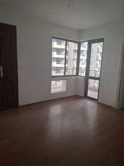2.5 BHK + Study Room Apartment For Rent in RG Luxury Homes