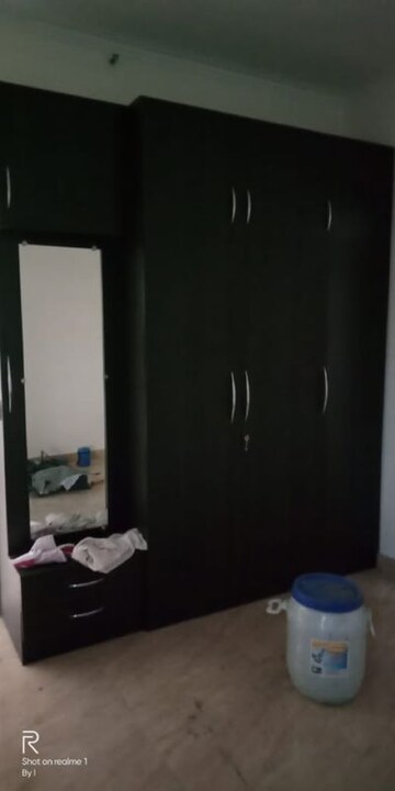 Furnished Amenities in 2 BHK Apartment at Gaur City 7th Avenue, Sector 4 Greater Noida – for Rent