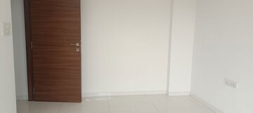 Room in 2 BHK Apartment at Midas Avenue, Santacruz East – for Rent